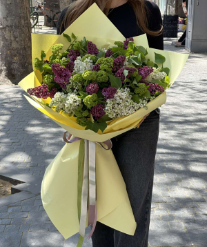 Bouquet «Aletshausen» with lilacs