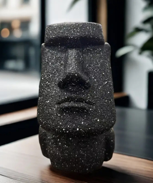 Statue  «Gift Store» Moai