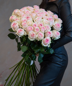 Розы «Revival sweet» светло-розовые, 45 шт, 80 см