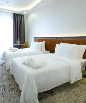 Rest in «Eighty Eight» hotel, Deluxe, Mon-Thu, for 2 people, 1 day