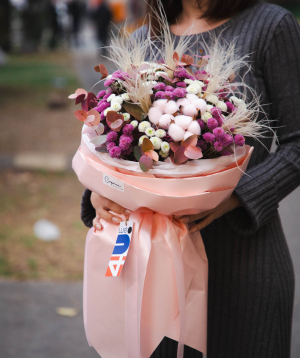 Bouquet «Khortytsia» with chrysanthemums