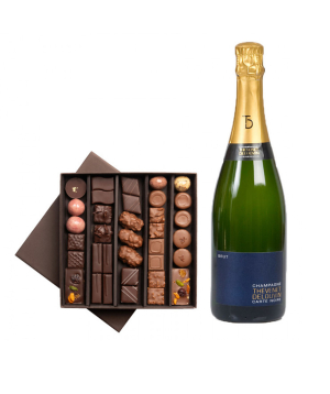 France․ champagne and chocolate №019