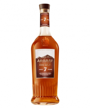 Cognac `ARARAT` Ani 0.25l