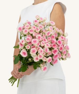 Dubai. bouquet №104 with spray roses