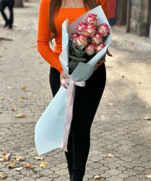 Bouquet «Amelia» with roses