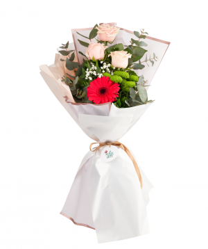 Bouquet ''Aliaga'' with roses and chrysanthemums