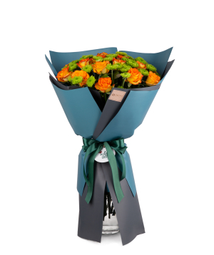 Bouquet `Rovin` with roses and chrysanthemums