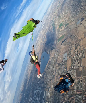 Skydiving «Armenian Helicopters» from a helicopter, with an instructor, 4000 m