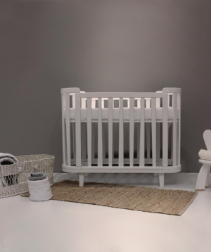 Wooden cradle ''Yeraz''