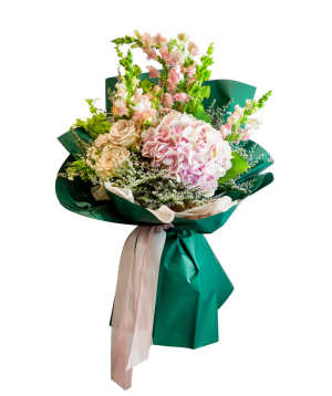 Bouquet «Daegu» with hydrangea and roses
