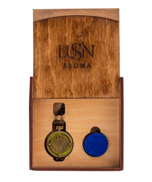Pendant `Lusin parfume` fragrant with the first letter of your name