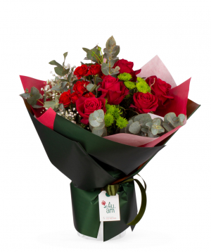 Bouquet `Sezhana` with roses and chrysanthemums