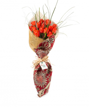 Bouquet `Congo town` with roses