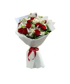 Bouquet `Luza` with roses and alstroemerias