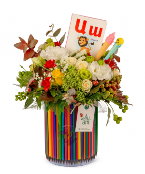 Composition `San Francisco` with flowers and stationary