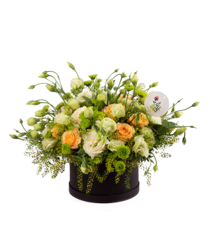Bouquet ''Bali'' with roses and lisianthus