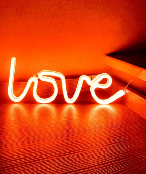 Неоная вывеска «Gift Store» Love №2