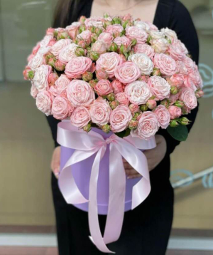 Moscow․ composition №354 with spray roses