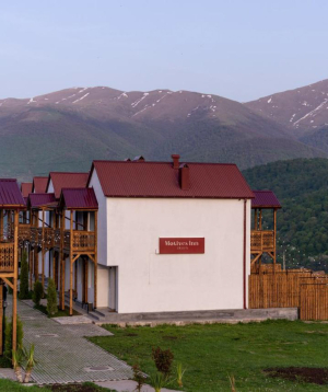 House «Motive Inn» with mountain view, for 4 people, 1 day