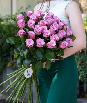 Bouquet ''Maretim'' with roses 29 pcs.