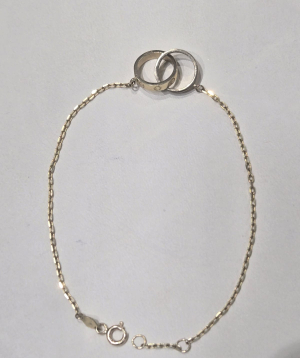 Bracelet `Less is more` gold №153