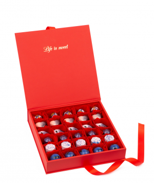 Շոկոլադե հավաքածու «Lara Chocolate» կարմիր մեծ