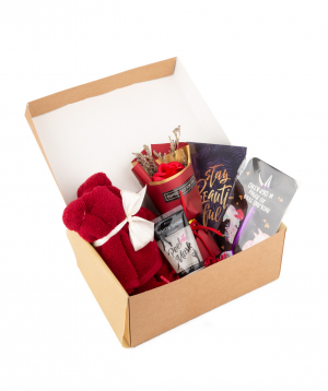 Gift box ''Wonder Me'' red sunset