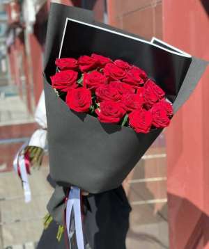 Moscow․ bouquet №352 with roses