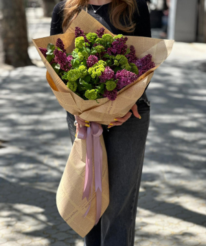 Bouquet «Attenweiler» with lilacs