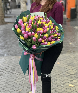 Bouquet «Cataleya» with tulips №62