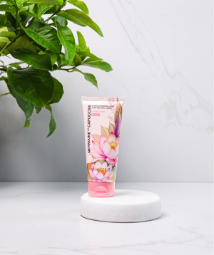 Hand cream «Seven Stars Spa» with a lotus flower (100ml)