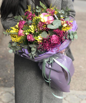Bouquet `Badenas` with freesias and roses