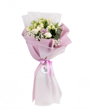 Bouquet `Enfidha` with spray roses