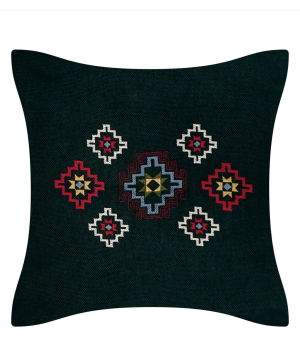 Pillow `Miskaryan heritage` embroidered with Armenian ornament №30