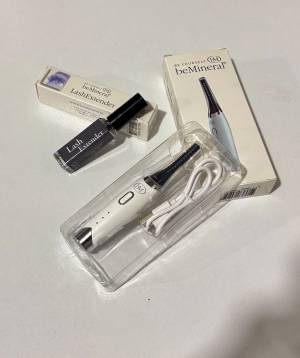 beMineral Heated Eyelash Curler Set
