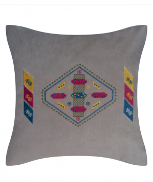 Pillow `Miskaryan heritage` embroidered with Armenian ornament №37