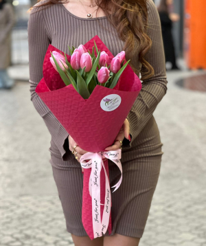 Bouquet «Cataleya» with tulips №57