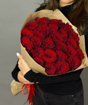Moscow․ bouquet №408 with roses