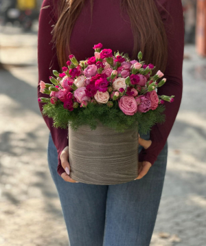 Composition «Cataleya» with spray roses №97