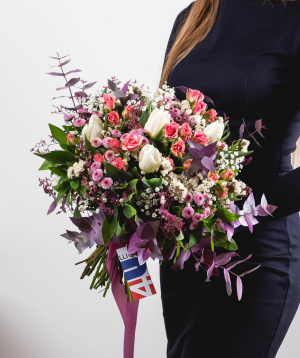 Bouquet «Meloria» with roses and tulips