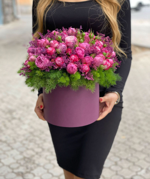 Композиция ''Диано'' с кустовыми розами