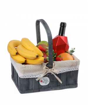 Composition `THE BOX` with fruits №4