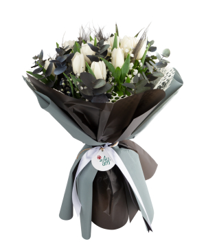 Bouquet ''Alcabon'' with tulips and gypsophila