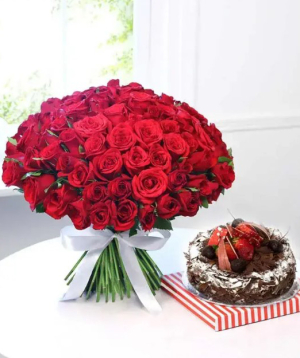 Abu Dhabi․ composition №035 with roses and a cake