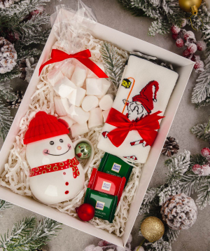 Подарочная коробка `Basic Store` Рождественская №151