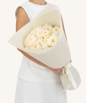 Dubai. bouquet №121 with roses