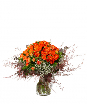 Bouquet `Logoisk` with bouquets of roses, gypsophila