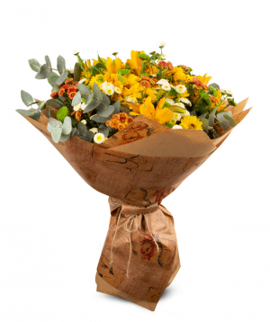 Bouquet `Trento` with roses and alstroemerias