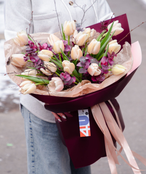 Bouquet «Arnaia» with tulips