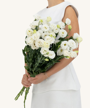 Dubai. bouquet №107 with lisianthus